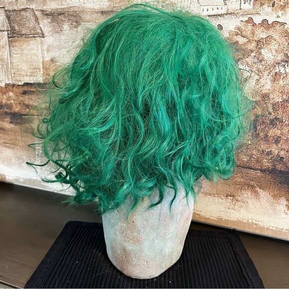 Messy Scrunchie Green Wig/Synthetic - Picture 6 of 7